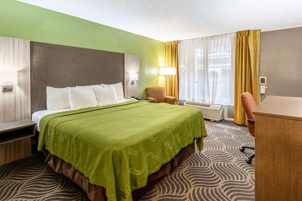 Quality Inn Newport Eksteriør billede