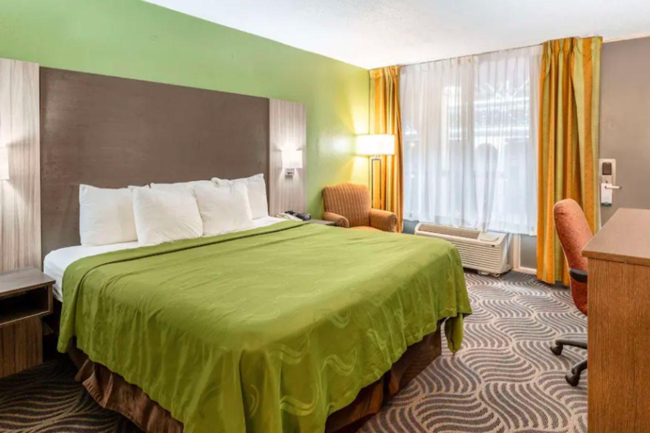 Quality Inn Newport Eksteriør billede