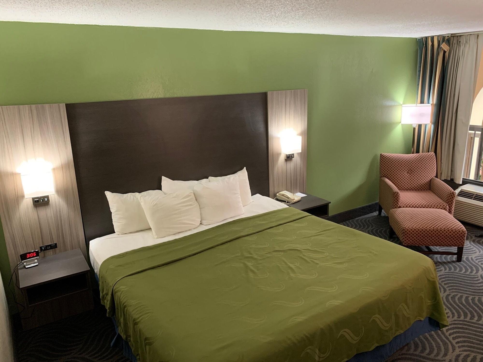 Quality Inn Newport Eksteriør billede