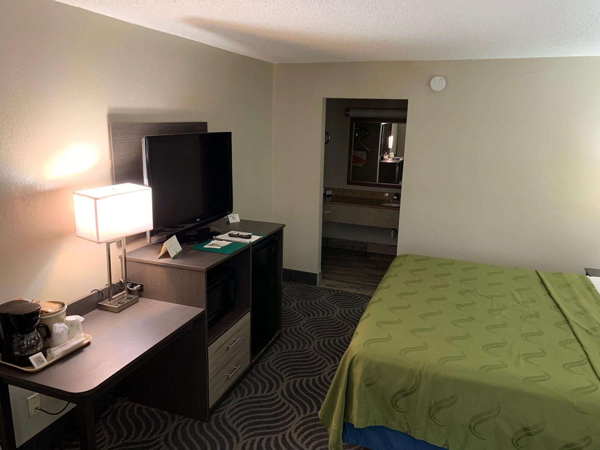 Quality Inn Newport Eksteriør billede