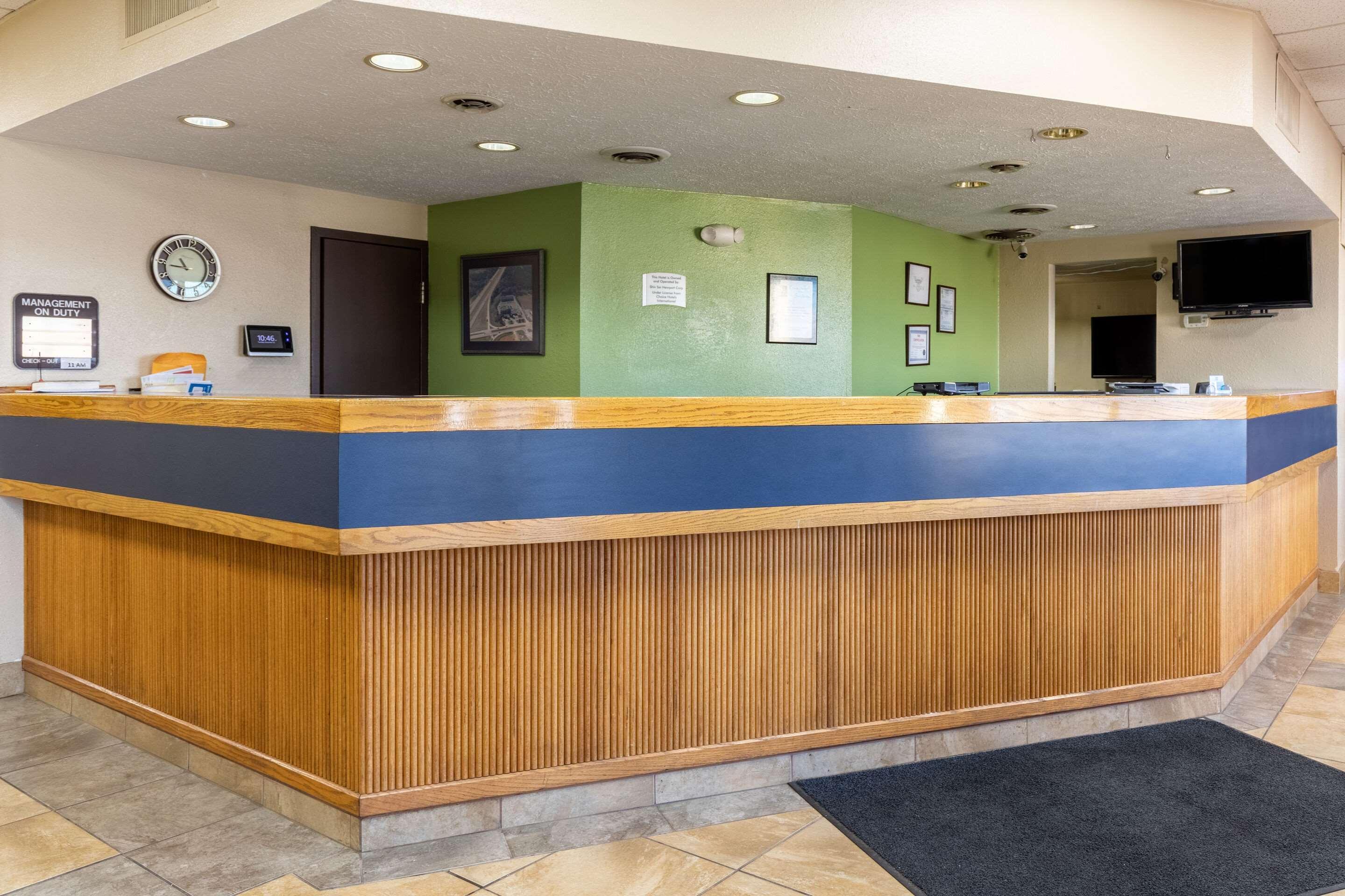 Quality Inn Newport Eksteriør billede